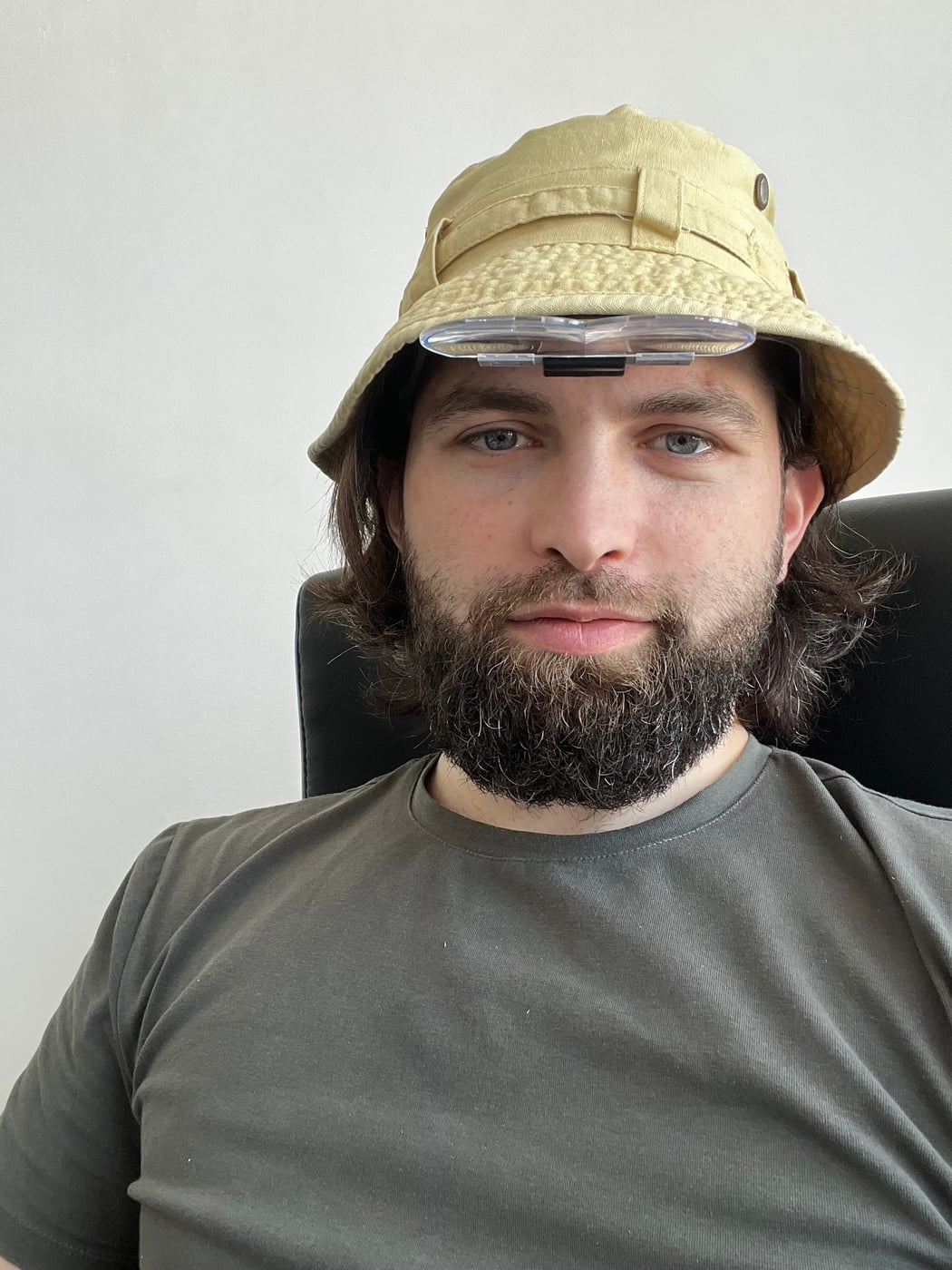 Lambert Vissot wearing a head loupe